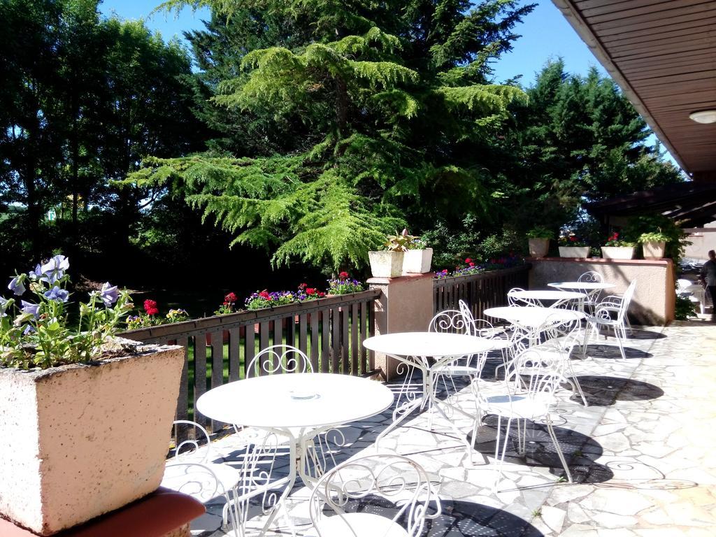 Relais De Frejeroques Hotel Foissac  Eksteriør billede